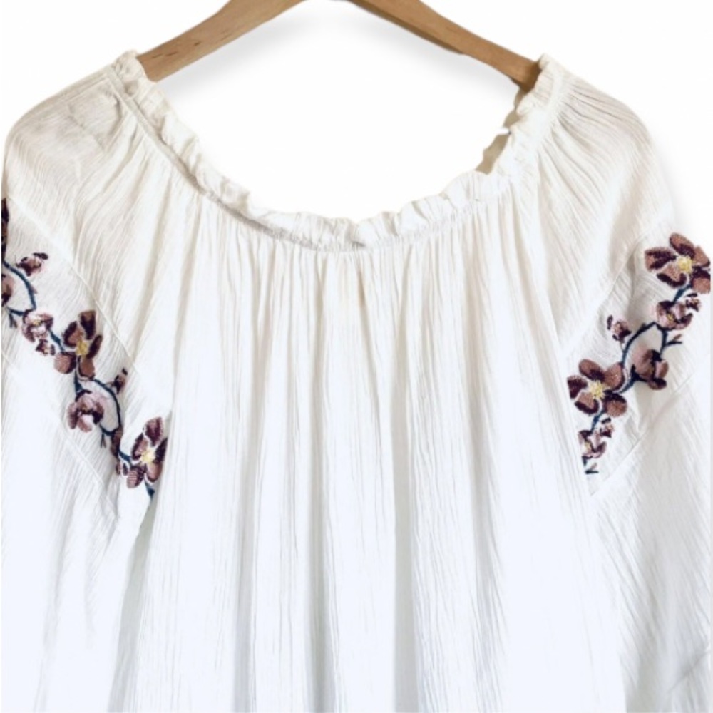 Surf Gypsy Gauzy Floral Embroidered Top Size Small - Picture 5 of 16